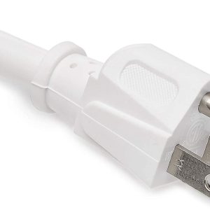 Amazon Basics - Regleta de protección contra sobretensiones de 200 julios, 6 salidas, 2 pies, color blanco, paquete de 2 - Imagen 4