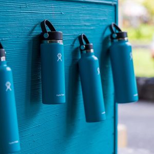 Hydro Flask Botella de tapa flexible de boca estándar - Botella de agua reutilizable de acero inoxidable - Aislada al vacío - Imagen 6