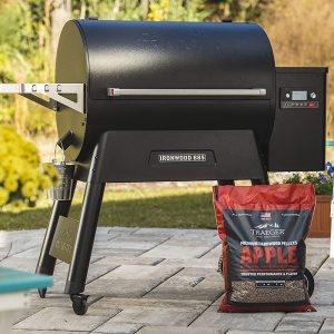 Traeger Grills Pellets de madera dura 100 % natural de manzana para parrilla, ahumado, horneado, asado, estofado y barbacoa, bolsa de 20 libras - Imagen 3