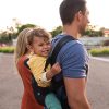 Infantino Flip 4-in-1 Carrier - Ergonómico, convertible, cara adentro y boca afuera, transporte delantero y trasero para recién nacidos y bebés mayores de 8 a 32 libras - Imagen 4