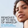 Neutrogena Toallita de limpieza facial desmaquillante individual, toallitas faciales diarias que eliminan la suciedad, el aceite, el maquillaje y el rímel a prueba de agua, suave, envuelto individualmente, 100 % fibras a base de plantas, 20 unidades - Imagen 3