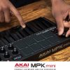 AKAI Professional MPK Mini MK3 - Controlador de teclado MIDI USB de 25 teclas con 8 pads de batería retroiluminados, 8 perillas y software de producción musical incluido (negro) - Imagen 12