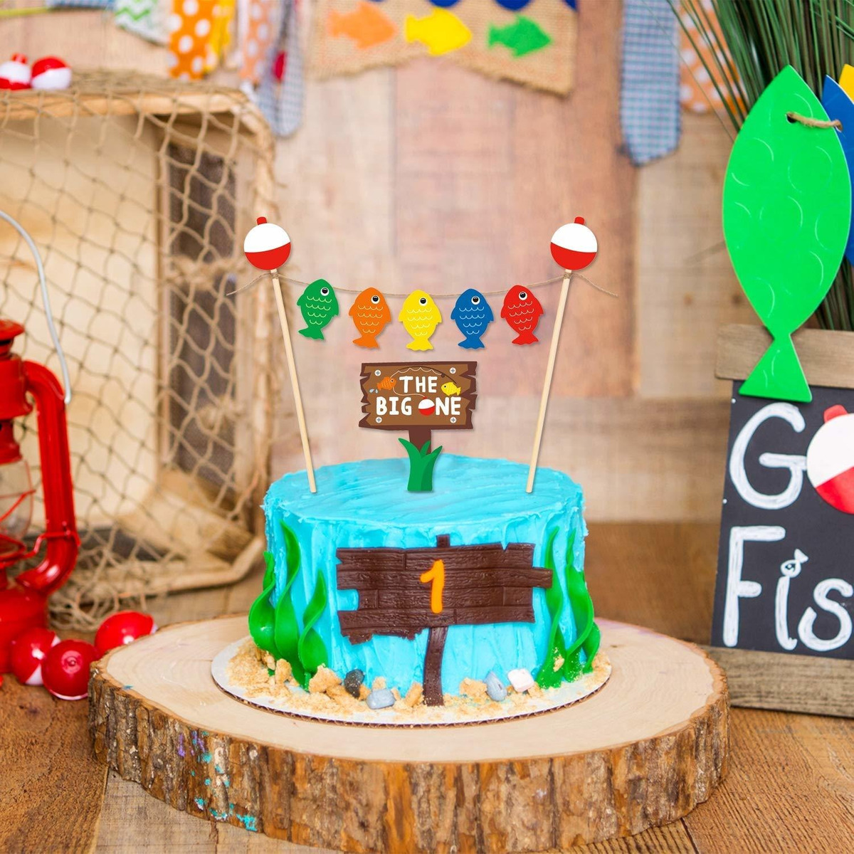 Yaaaaasss! El Gran Tema De Pesca Una Torta Bobber Gone Peque